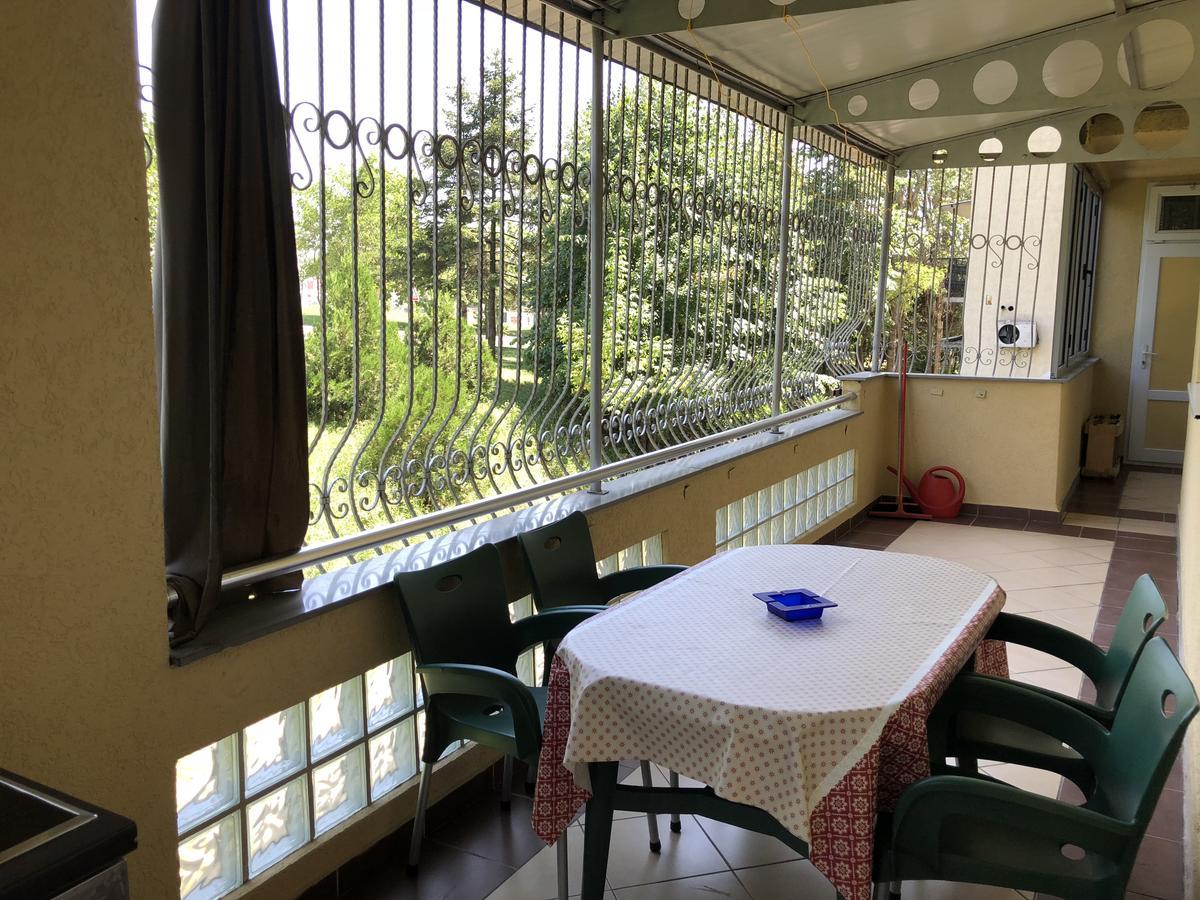 Ulpiana Apartment Пристина Екстериор снимка