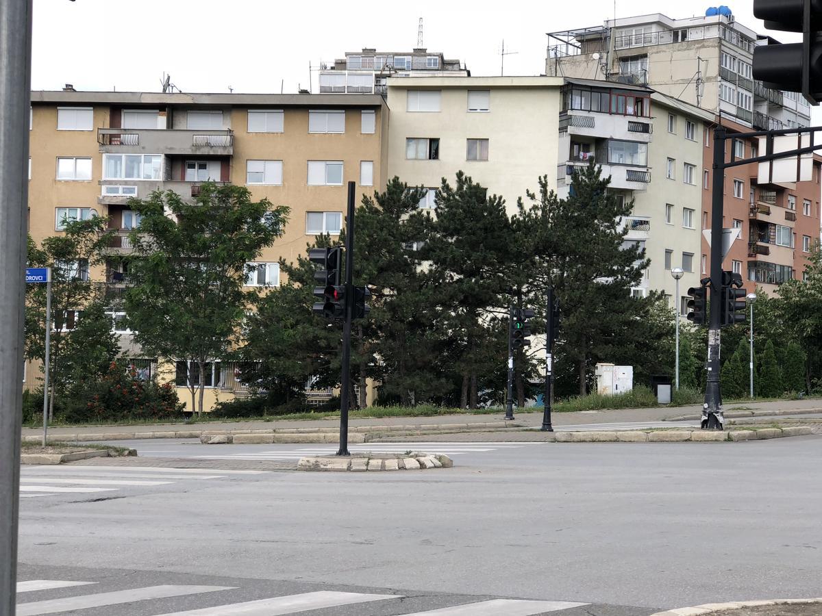 Ulpiana Apartment Пристина Екстериор снимка