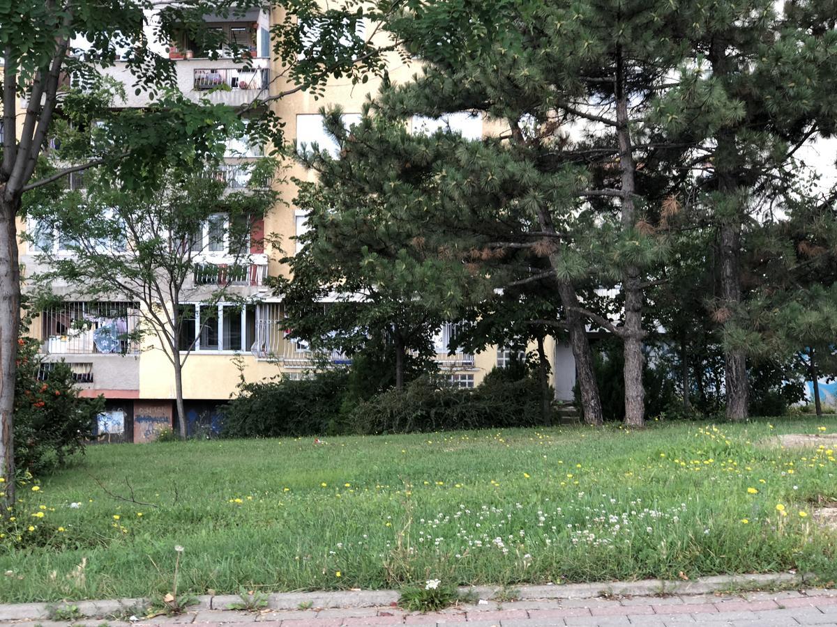 Ulpiana Apartment Пристина Екстериор снимка